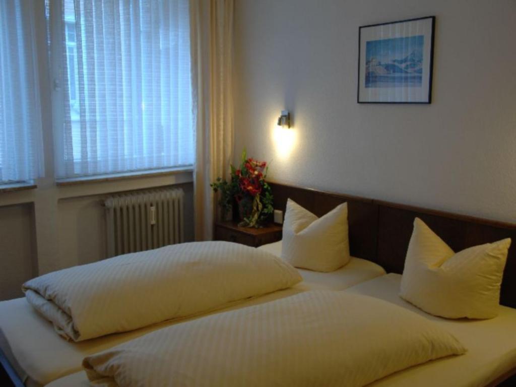 Hotel Loehr Baden-Baden Pokoj fotografie